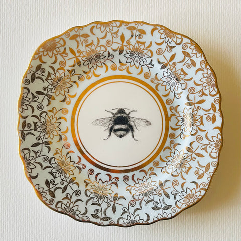 Bee on Beautiful Blue & Gold