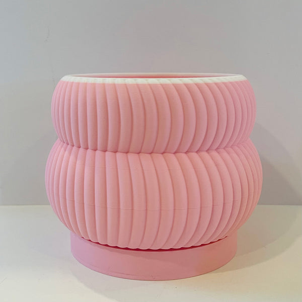 Planter in Candy floss | By Ian